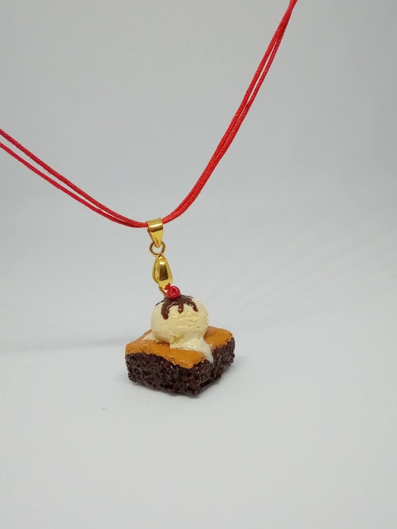 Brownie with ice cream Pendant